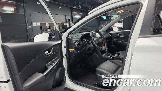 Hyundai Kona 1.6 Turbo 2WD Premium 2018 — фото 10