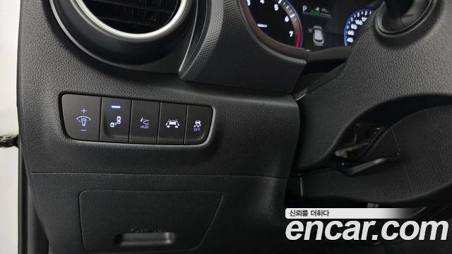 Hyundai Kona 1.6 Turbo 2WD Premium 2018 — фото 18
