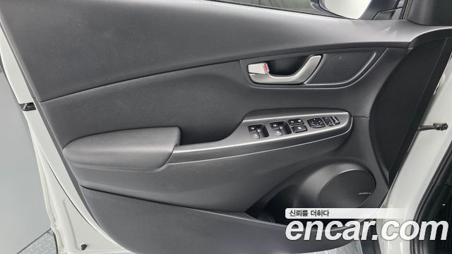 Hyundai Kona 1.6 Turbo 2WD Premium 2018 — фото 24
