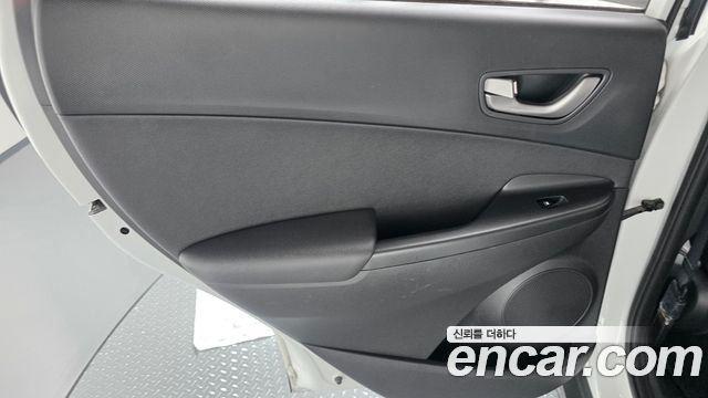 Hyundai Kona 1.6 Turbo 2WD Premium 2018 — фото 25
