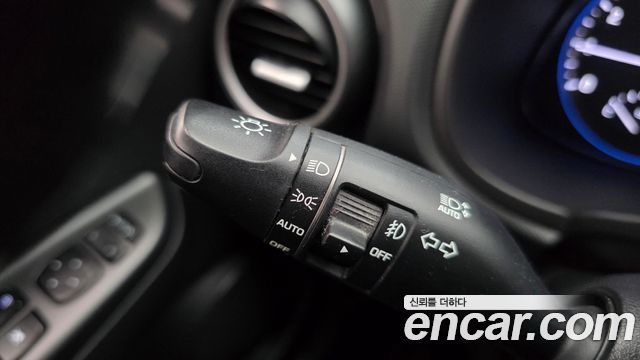 Hyundai Kona 1.6 Turbo 2WD Premium 2018 — фото 28