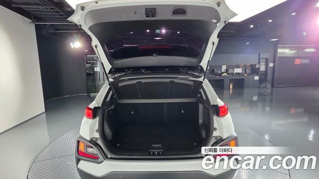 Hyundai Kona 1.6 Turbo 2WD Premium 2018 — фото 32