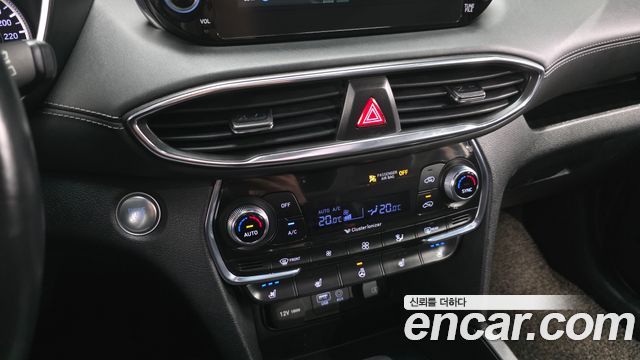 Hyundai Santa Fe (TM) Gasoline 2.0T 2WD Prestige 2020 — фото 17