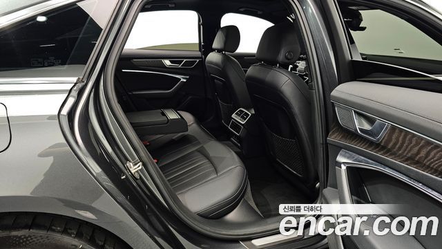 Audi A6 (C8) 40 TDI Quattro Premium 2023 — фото 12
