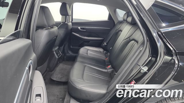 Hyundai Sonata (DN8) 2.0 Premium Plus 2022 — фото 17
