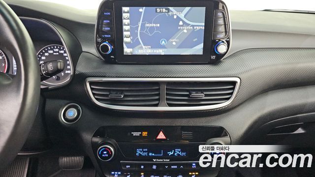 Hyundai Tucson Gasoline 1.6 turbo 2WD Modern 2019 — фото 17