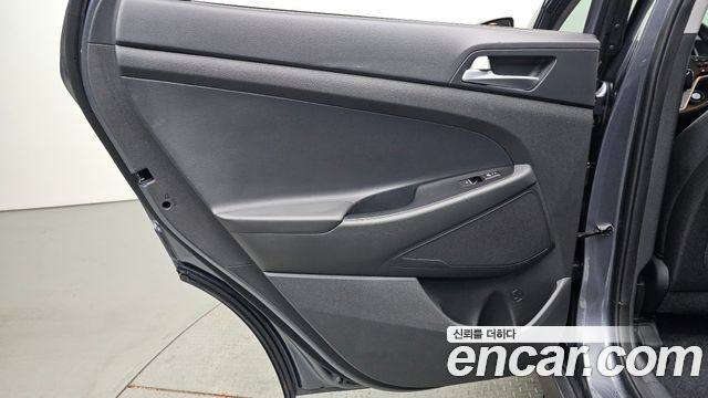 Hyundai Tucson Gasoline 1.6 turbo 2WD Modern 2019 — фото 25
