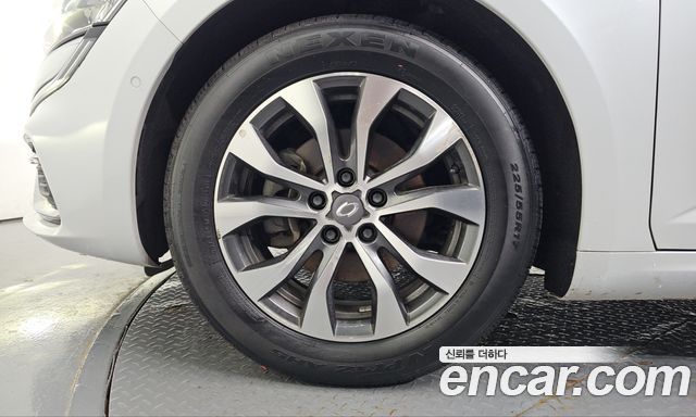 Renault Korea SM6 1.3 TCe LE 2022 — фото 5