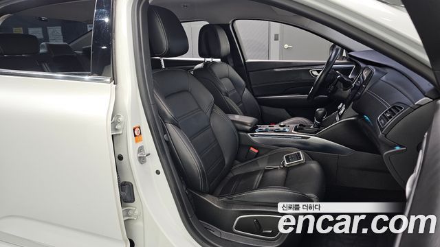 Renault Korea SM6 1.3 TCe LE 2022 — фото 26