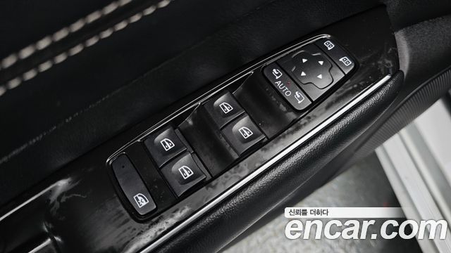 Renault Korea SM6 1.3 TCe LE 2022 — фото 30