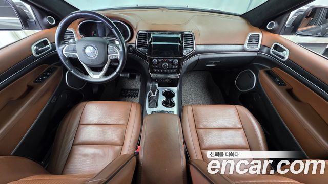 Jeep Grand Cherokee 3.6 Summit WK2 2021 — фото 7