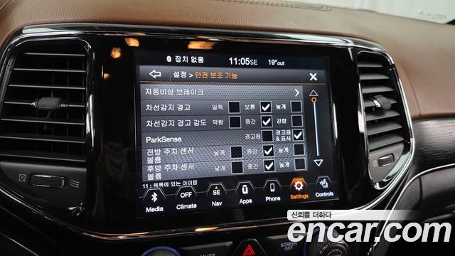 Jeep Grand Cherokee 3.6 Summit WK2 2021 — фото 16