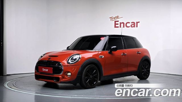 MINI Cooper S 5Door Standard 3rd
