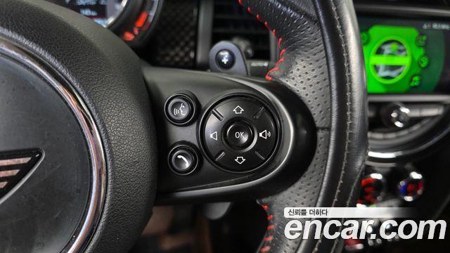 MINI Cooper S 5Door Standard 3rd 2019 — фото 30
