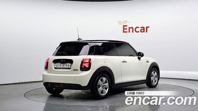 MINI Cooper Standard Third Generation 2019 — фото 2