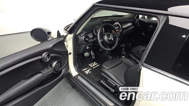 MINI Cooper Standard Third Generation 2019 — фото 10