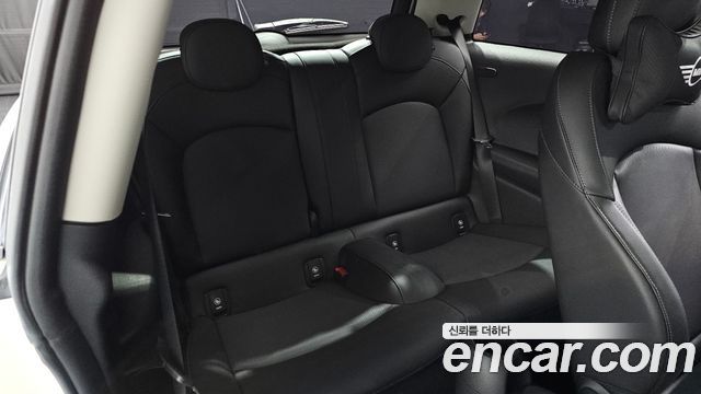 MINI Cooper Standard Third Generation 2019 — фото 11