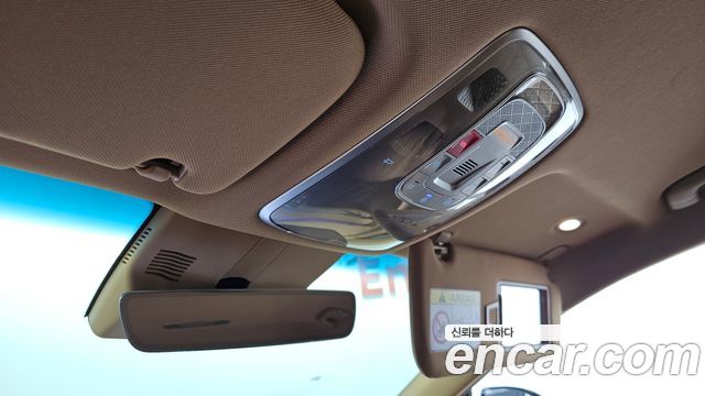 Genesis G80 (RG3) Gasoline 2.5 Turbo AWD 2025 — фото 23