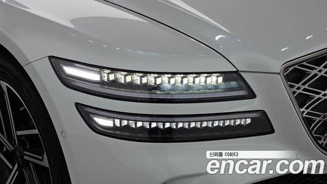 Genesis G80 (RG3) Gasoline 2.5 Turbo AWD 2025 — фото 28