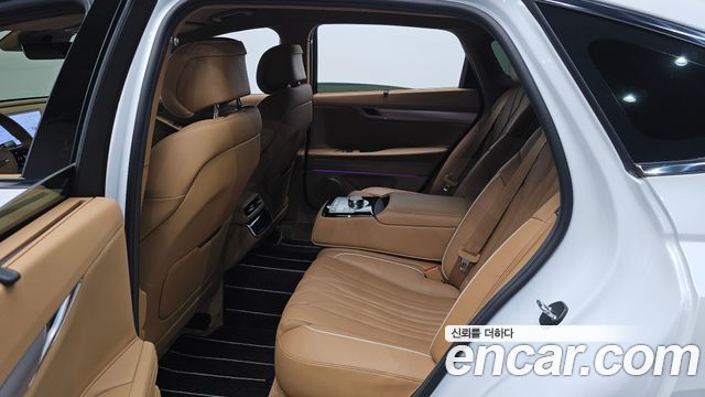 Genesis G80 (RG3) Gasoline 2.5 Turbo AWD 2025 — фото 32