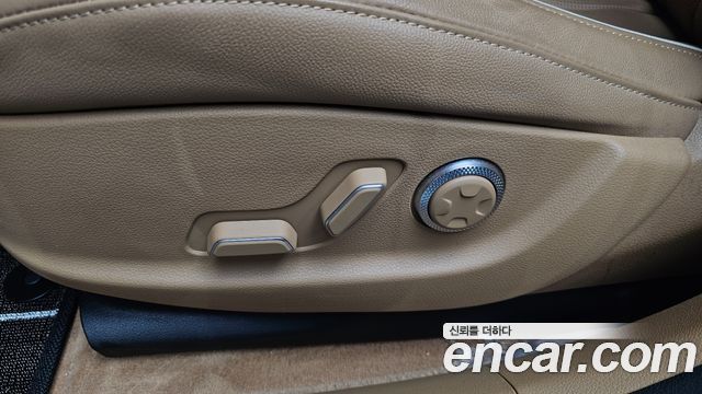 Genesis G80 (RG3) Gasoline 2.5 Turbo AWD 2025 — фото 37