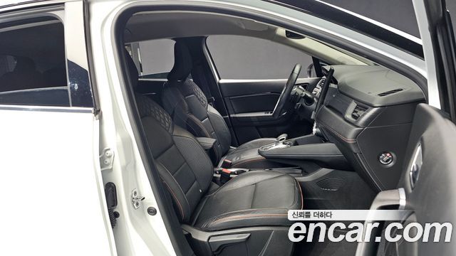 Renault Korea Captur 1.3 TCe Edition Paris 2020 — фото 12