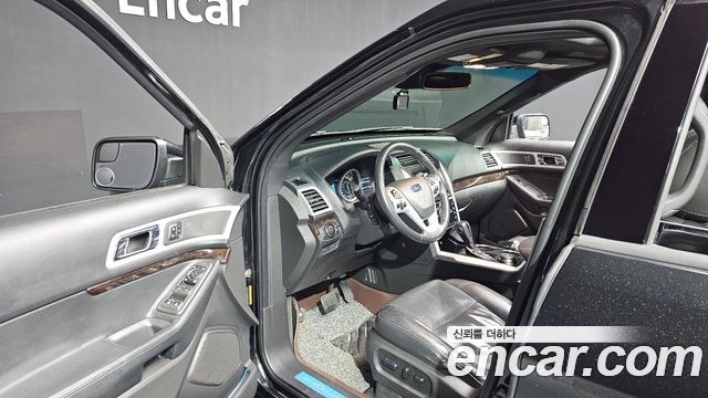 Ford Explorer 3.5 Limited 4WD 5th 2014 — фото 10