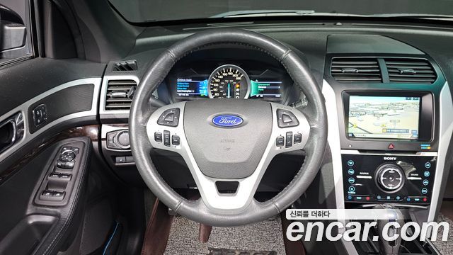 Ford Explorer 3.5 Limited 4WD 5th 2014 — фото 13