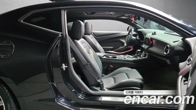 Chevrolet Camaro SS 6.2 V8 2017 — фото 26
