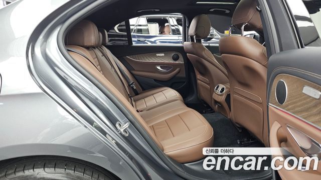 Mercedes-Benz E-Class (W213) E250 Exclusive 2022 — фото 12