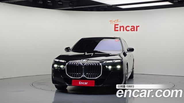 BMW 7 Series (G70) 740d xDrive M Sport 2025 — фото 3