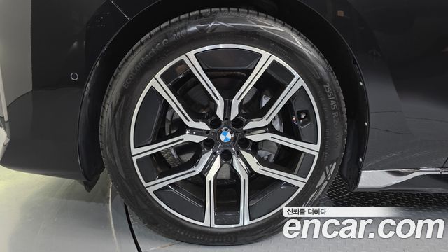 BMW 7 Series (G70) 740d xDrive M Sport 2025 — фото 5
