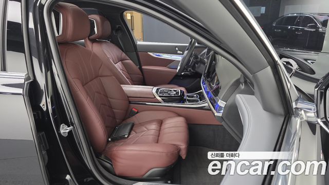 BMW 7 Series (G70) 740d xDrive M Sport 2025 — фото 26