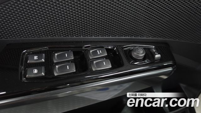 KG Mobility (SsangYong) Very New Tivoli Gasoline 1.5 2WD V3 2022 — фото 27