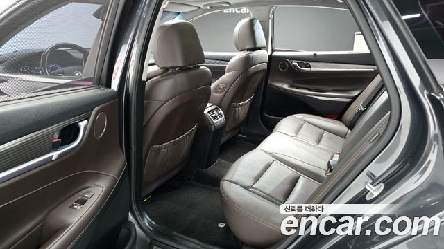 Hyundai Grandeur (IG) 2.4 Premium Special 2017 — фото 11
