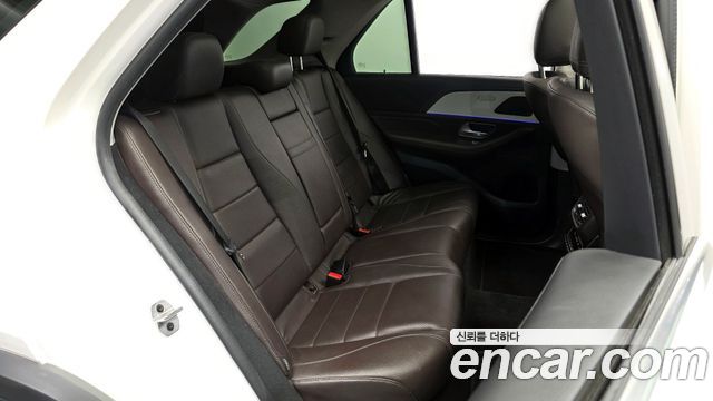 Mercedes-Benz GLE-Class (W167) GLE300d 4MATIC 2021 — фото 11