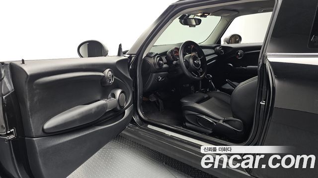 MINI Cooper Standard Third Generation 2015 — фото 10