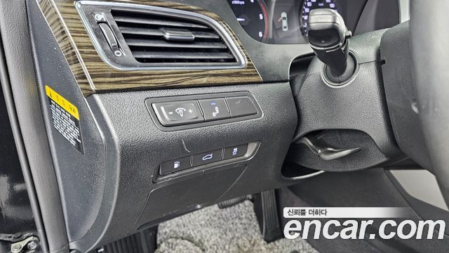Hyundai Sonata (LF) 1.7 Diesel Smart Special 2016 — фото 28