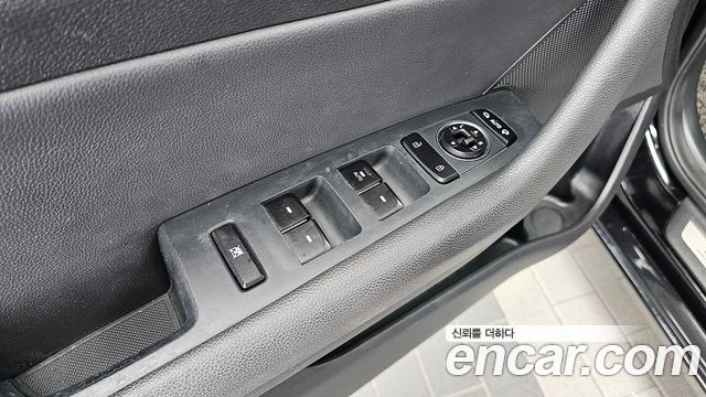 Hyundai Sonata (LF) 1.7 Diesel Smart Special 2016 — фото 30