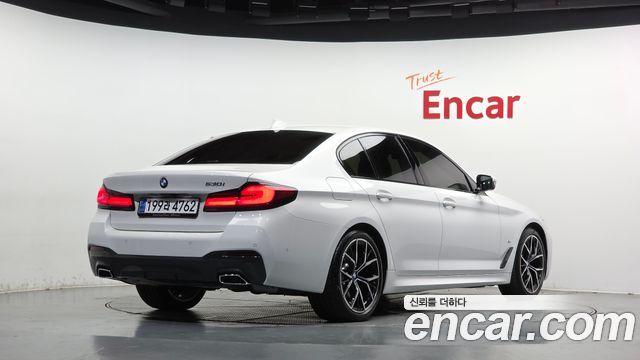 BMW 5 Series (G30) 530i M Sport Package 2023 — фото 2
