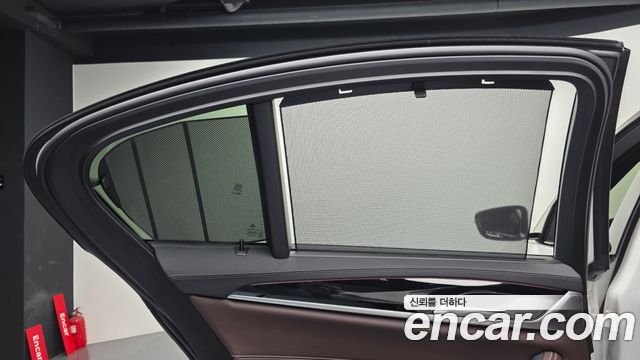 BMW 5 Series (G30) 530i M Sport Package 2023 — фото 41