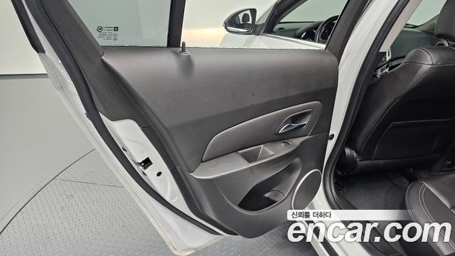 Chevrolet Cruze 1.8 LTZ+ 2014 — фото 25