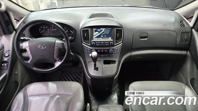 Hyundai Grand Starex 4WD 11-Seater Wagon Modern Special 2018 — фото 7