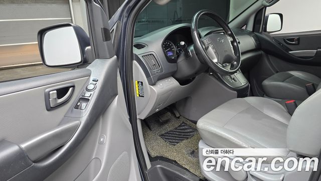Hyundai Grand Starex 4WD 11-Seater Wagon Modern Special 2018 — фото 10