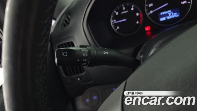 Hyundai Grand Starex 4WD 11-Seater Wagon Modern Special 2018 — фото 19