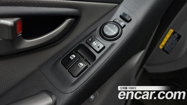 Hyundai Grand Starex 4WD 11-Seater Wagon Modern Special 2018 — фото 20