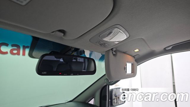 Hyundai Grand Starex 4WD 11-Seater Wagon Modern Special 2018 — фото 30