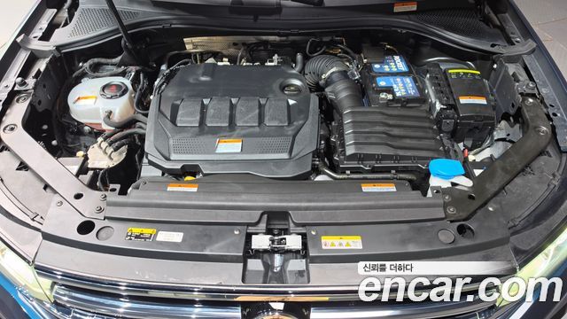 Volkswagen Tiguan (II) 2.0 TDI Prestige 2023 — фото 6