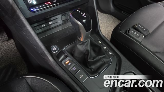 Volkswagen Tiguan (II) 2.0 TDI Prestige 2023 — фото 9