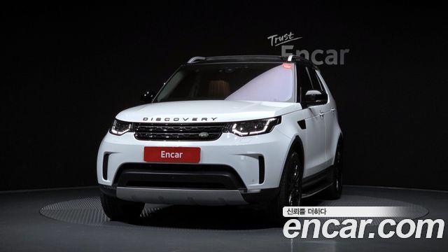 Land Rover Discovery 5 3.0 TD6 HSE Luxury 2018 — фото 3